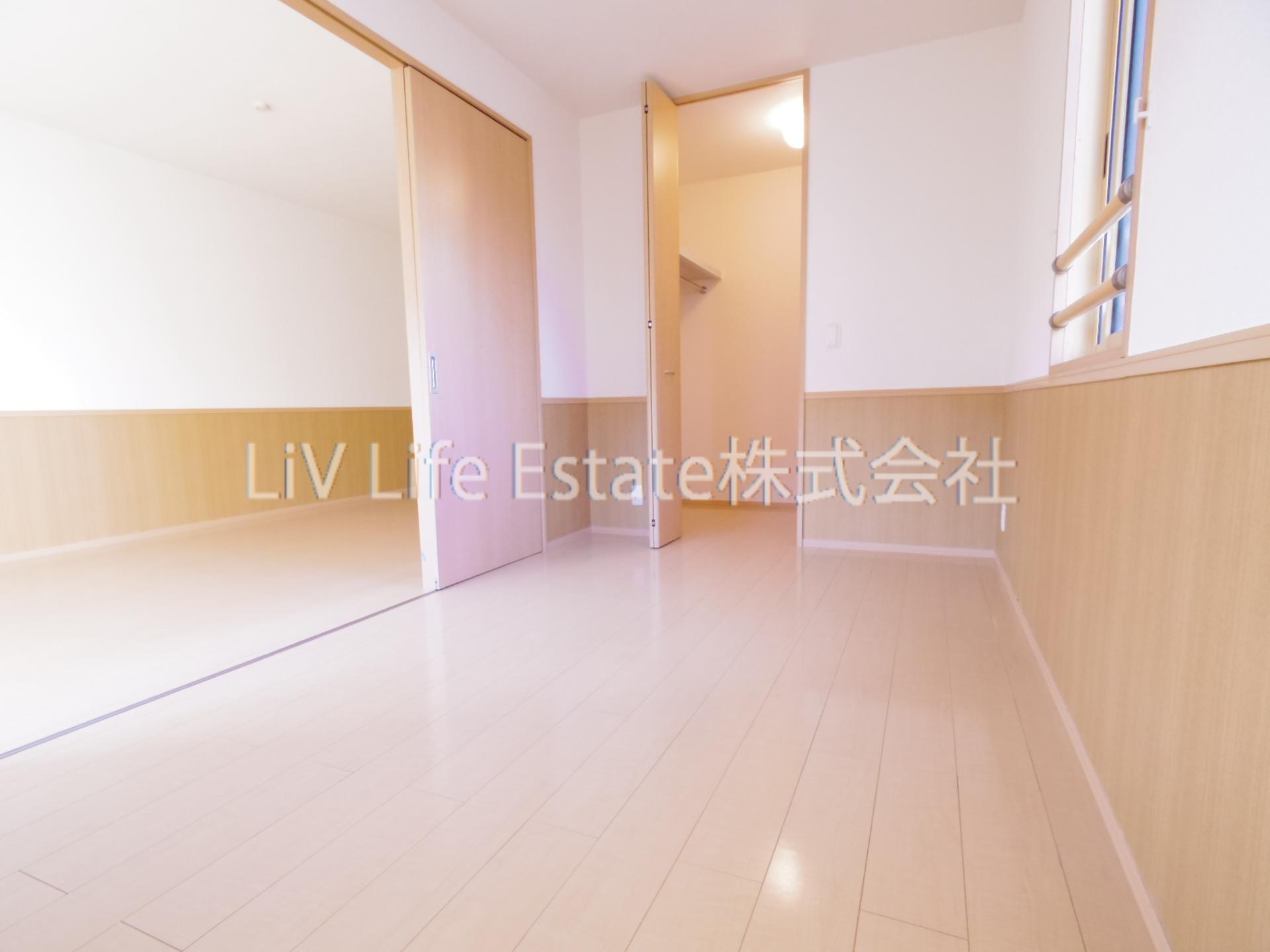 小平市鈴木町１丁目のアパートの寝室