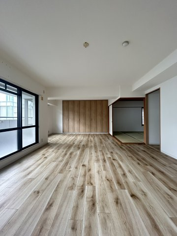 大阪市西区北堀江１丁目の賃貸マンションの居間・リビング