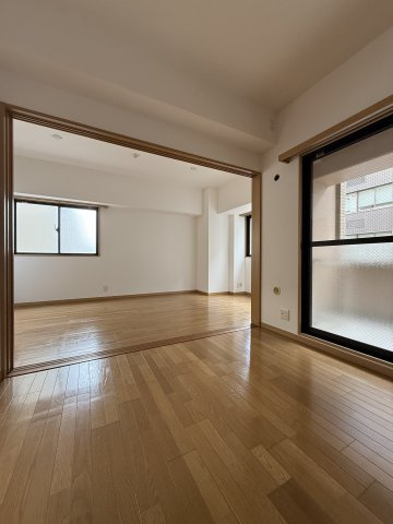 ロイヤル内本町の寝室