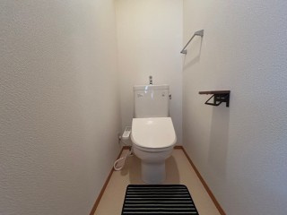 サニーホームズ宮ノ陣B棟のトイレ