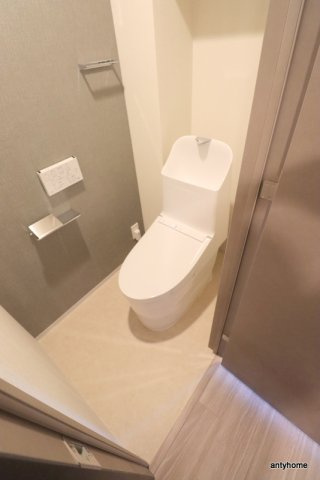 SK RESIDENCES SHINSAIBASHI　仲介手数料無料のトイレ