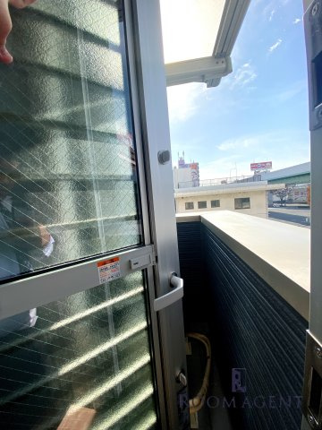 Casa Avenue Tsurumaiのバルコニー