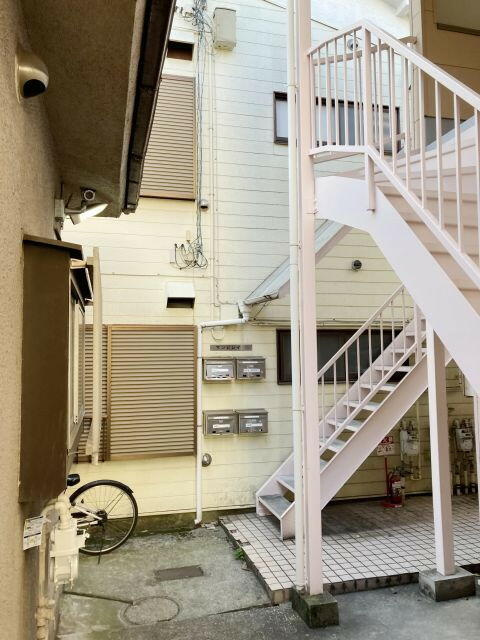 川崎市川崎区貝塚2丁目のアパートの画像