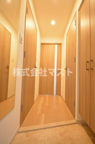 スプランディッド中之島WESTの玄関