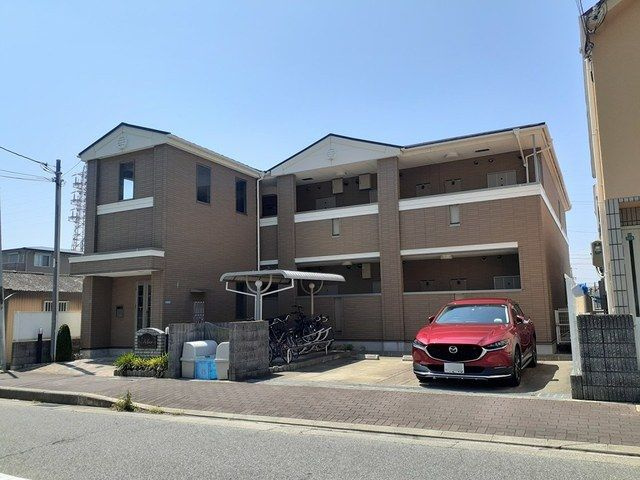 クラールの外観