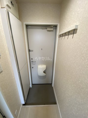 【玄関】 | カパルアガーデン横浜反町 | 同建物別部屋参考
