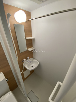 【浴室】 | カパルアガーデン横浜反町 | 同建物別部屋参考
シャワールーム
