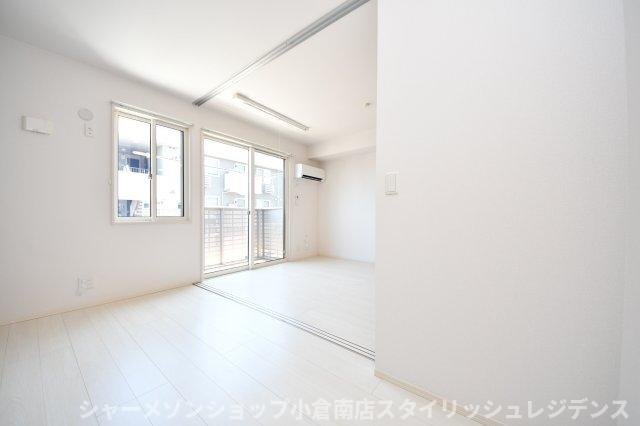 CHR-26の居間・リビング
