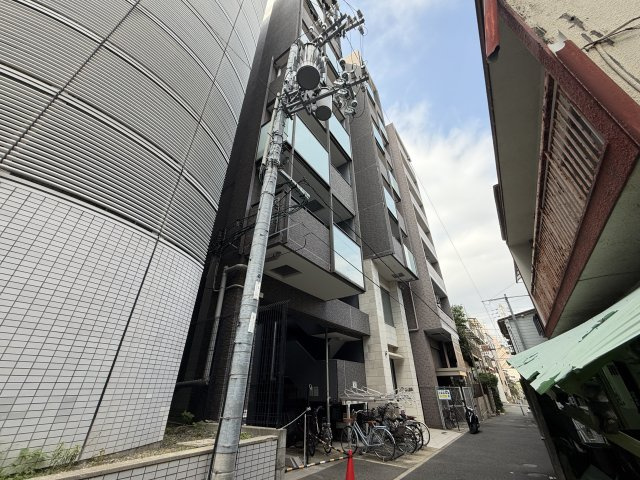 W.O.B.ROKKOHMICHIの外観