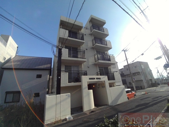 メゾン六甲(篠原中町)の外観