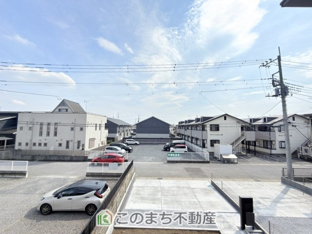 ブルーミングガーデン宇都宮市平松3丁目　2号棟の前面道路含む現地写真|前面道路含む現地写真