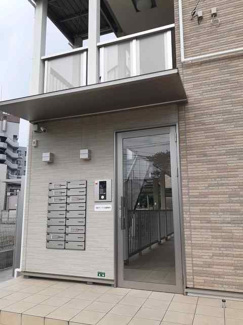 【エントランス】