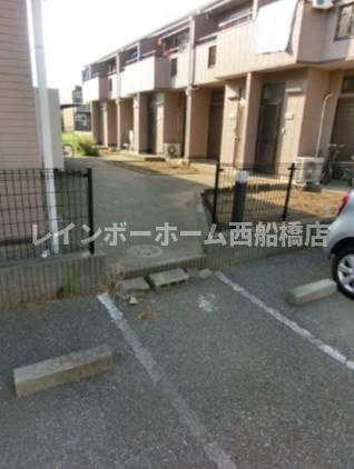 リョーセイ87-2の駐車場