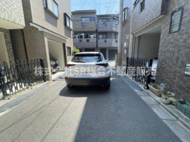 稲田新町1丁目中古戸建の前面道路含む現地写真|弊社は住宅ローンに自信がございます。
お客様にあった銀行をご紹介いたします。
お悩みの方は弊社までお気軽に
ご相談下さいませ。