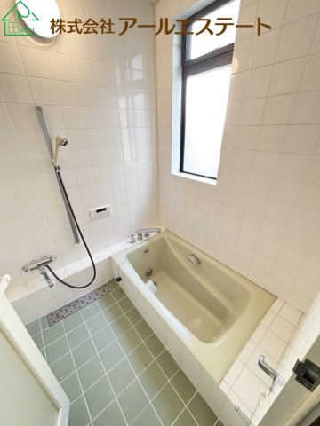 姫路市田寺東3丁目　　中古戸建の浴室