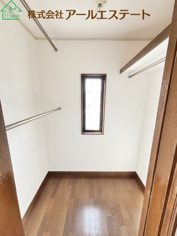姫路市田寺東3丁目　　中古戸建の収納