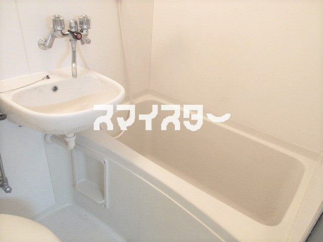 Ｌｉｂｅｒｏ国立の浴室