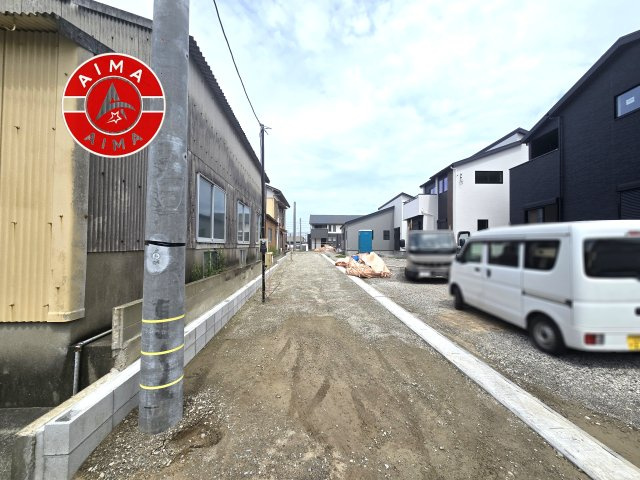 福津市津屋崎7丁目第6-3棟（2号棟）の外観|前面道路含む現地の写真です。