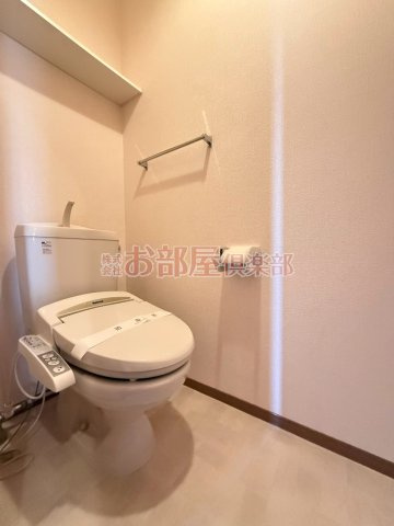 ハレアカラA棟のトイレ|落ち着いたトイレです