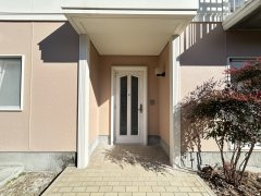 【玄関】 | 岩国市室の木町5丁目戸建