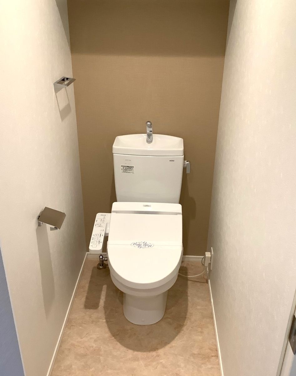 新品家具付きマンション築港本町10(KaGood福岡)のトイレ