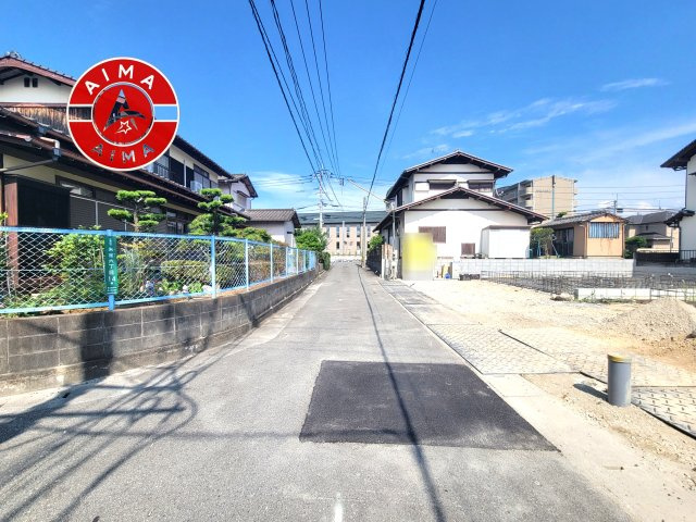 太宰府市朱雀6丁目第1-2棟（2号棟）の前面道路含む現地写真|前面道路です。