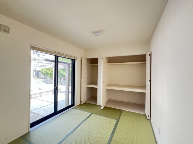 大和高田市春日町　中古戸建の和室|畳の上でゆっくりとくつろげる和室です