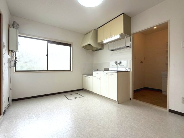 カーサみよしＡのキッチン|DK6帖