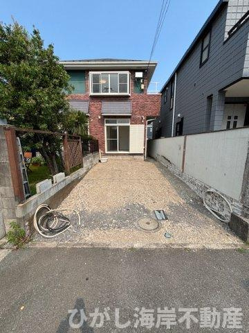 茅ヶ崎市松浪2丁目　中古戸建の駐車場|駐車スペース