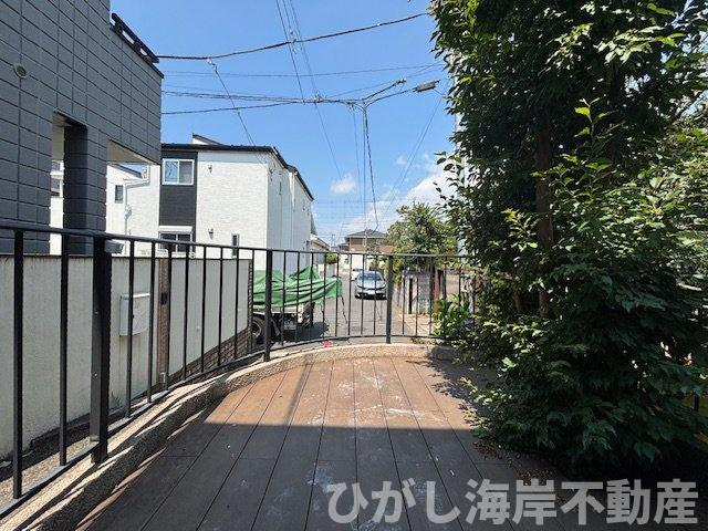 茅ヶ崎市松浪2丁目　中古戸建の玄関|新規リフォーム工事中　玄関