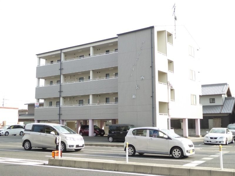 グランドハイツ西長瀬