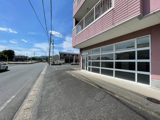 ロジュマン一宮の外観