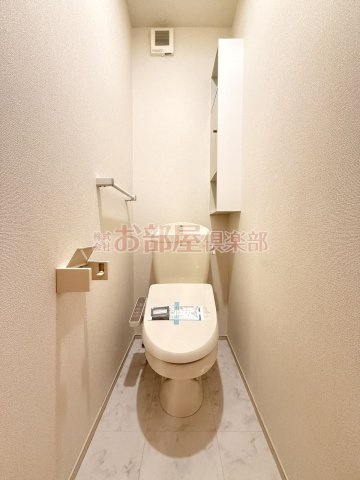 アレーズ　Ｃのトイレ|落ち着いた色調のトイレです