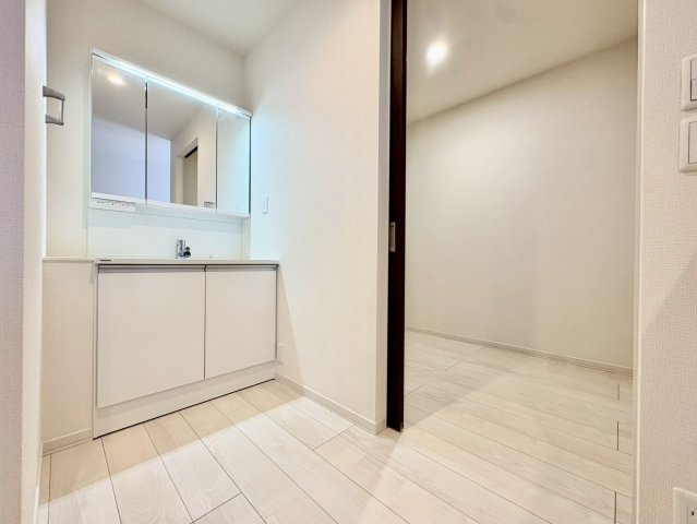 那須塩原市阿波町　中古戸建の独立洗面台