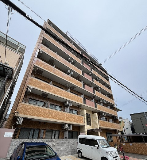 ダイアパレス塚本Ⅱ番館の外観|落ち着いた雰囲気の外観です