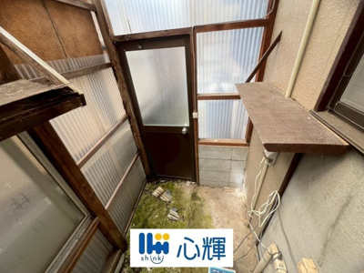 【その他】 | 宇部市厚南中央1丁目 中古住宅／6DK・2階建 | 差し掛け内