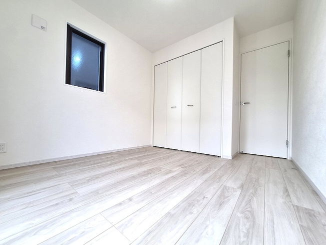 【洋室】 | 和光市南1丁目　新築分譲住宅　全2棟（成増店） | 1階5.2帖の洋室。
