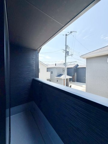 リナージュ泉佐野市長滝第１期　１０号棟　新築戸建のバルコニー