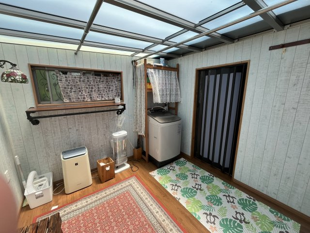 山あいの串間市大平　敷地面積300坪以上　建物が2棟ある物件ですのその他|サンルームがあります　こちらに洗濯物を干すことが出来ます