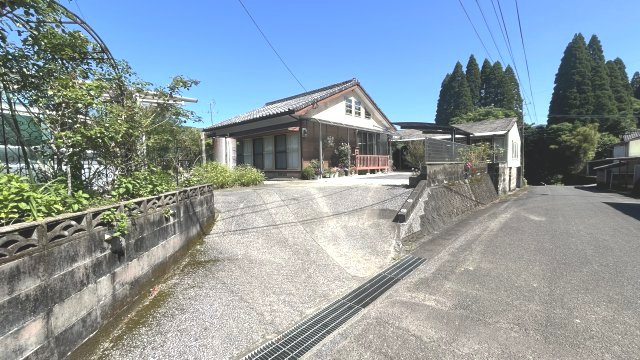 山あいの串間市大平　敷地面積300坪以上　建物が2棟ある物件ですの外観
