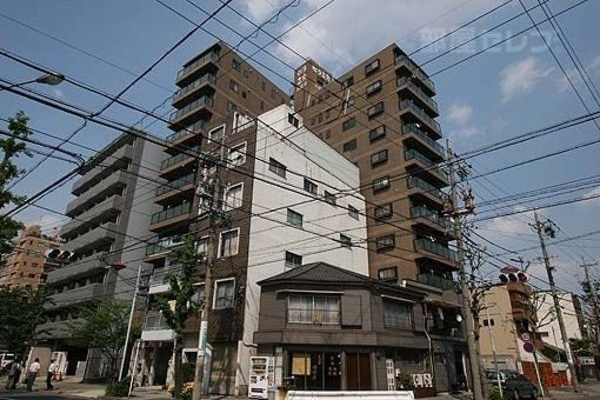 ビラ三秀上前津
