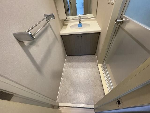 グランバリュー羽田の独立洗面台