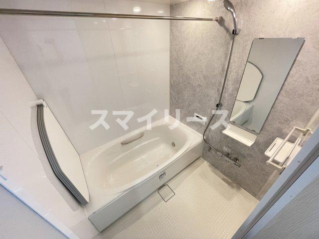 ボヌールメゾンCの浴室