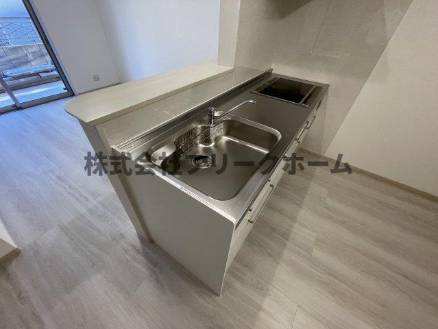 小金井市緑町５丁目のアパートのキッチン