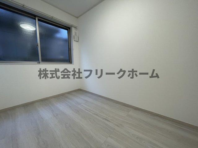 小金井市緑町５丁目のアパートの居間・リビング