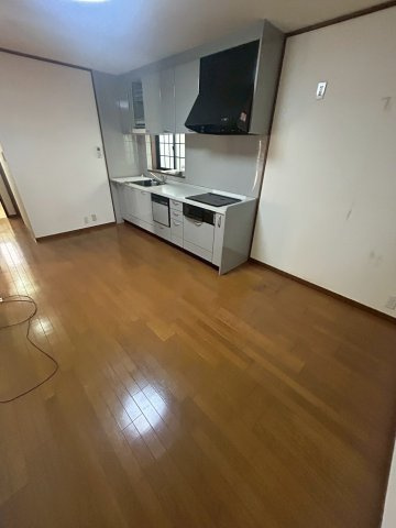 CREW阪神西宮の居間・リビング