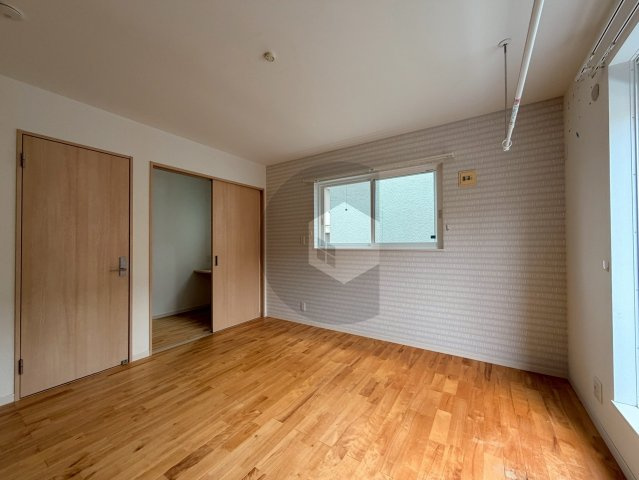 横沼町戸建貸家の洋室