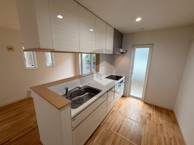 横沼町戸建貸家のキッチン