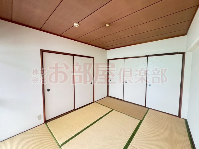 REステートビルの和室