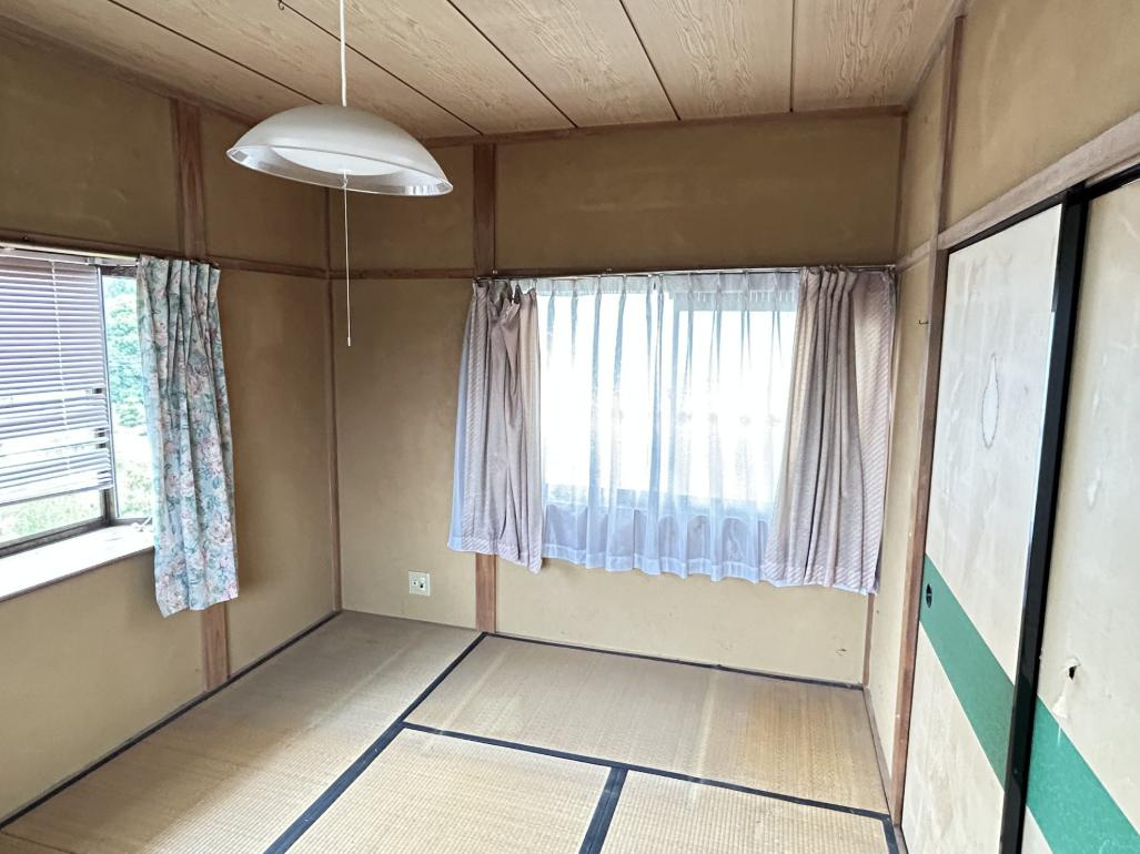 那珂市平野　中古戸建の和室